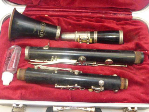 Corton clarinet, cased