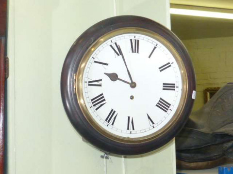 Circular fusee wall clock