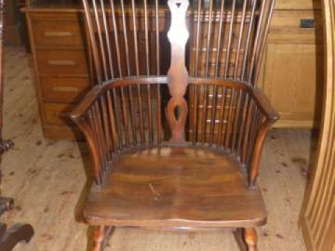 Windsor style wheelback elbow chair