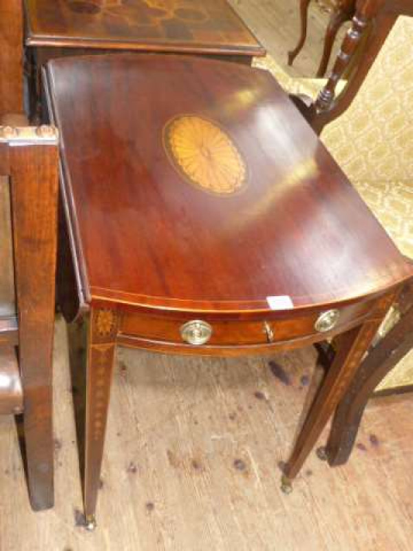 Georgian style mahogany and satinwood inlaid Pembroke table