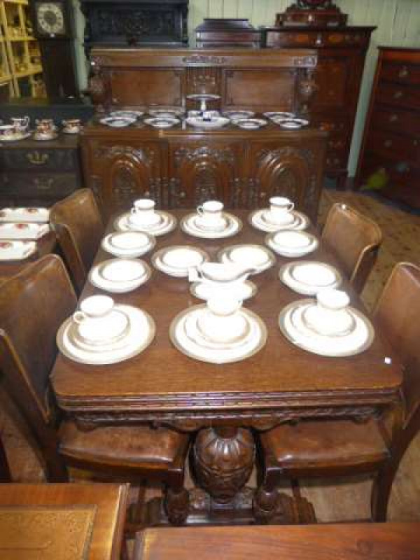1920's/30's Carved oak lees style six piece dining suite