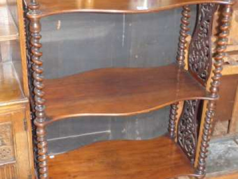 Victorian rosewood three tier etage having bobbin columns and fretwork...