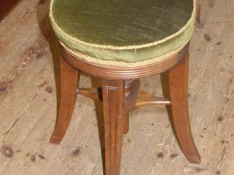 Mahogany revolving piano stool