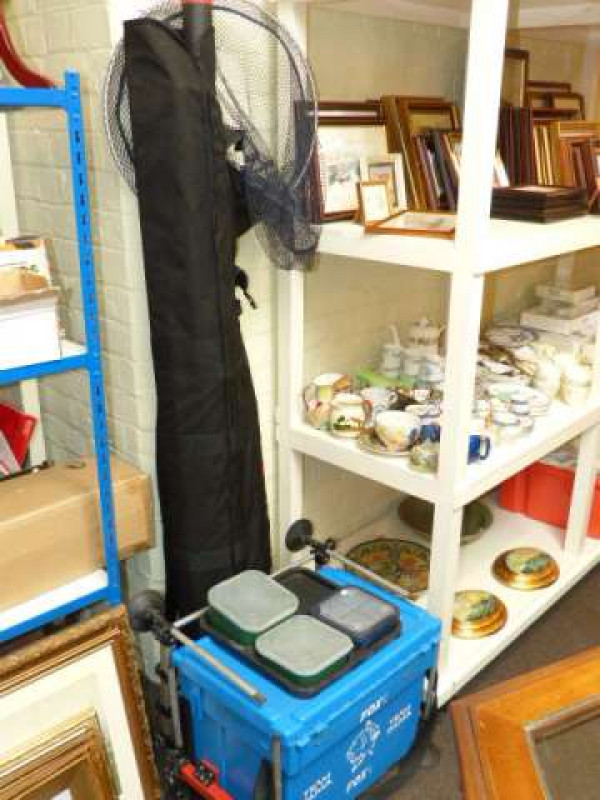 Blue Shakespeare box with foot plate, tackle, Daiwa rod, bag and rods, etc