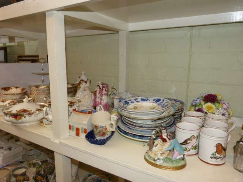 Royal Albert Old Country Roses tea and dinnerware, Ringtons and other plates, mugs and china