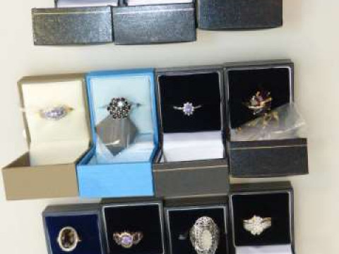 Collection of eleven rings, including 9 carat gold and silver (11)