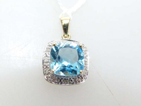 Topaz and diamond pendant, stamped 375