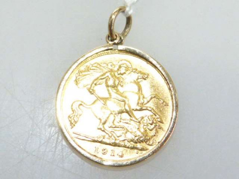 George V half sovereign, 1914, in a 9ct gold mount