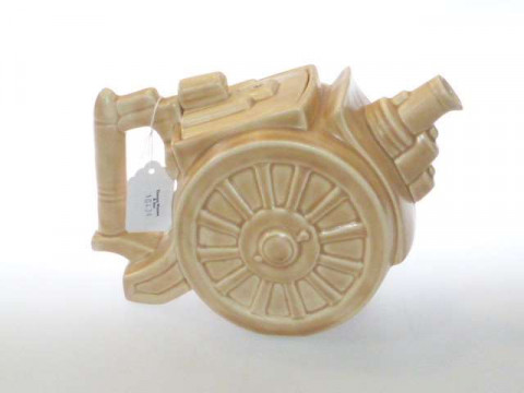 Vintage Clews teapot, modelled as a cannon