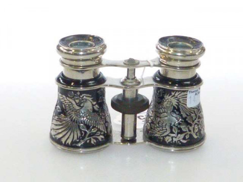 Opera glasses