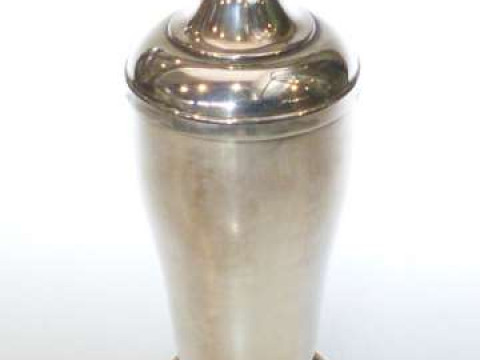 Elkington plate spring loaded sugar caster (patent applied for)