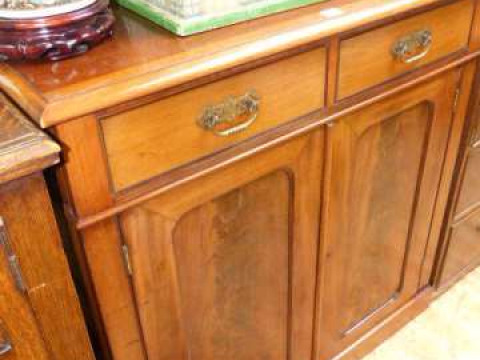 Victorian mahogany two door side cabinet