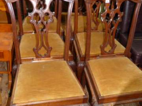 Set of six mahogany Chippendale style dining chairs