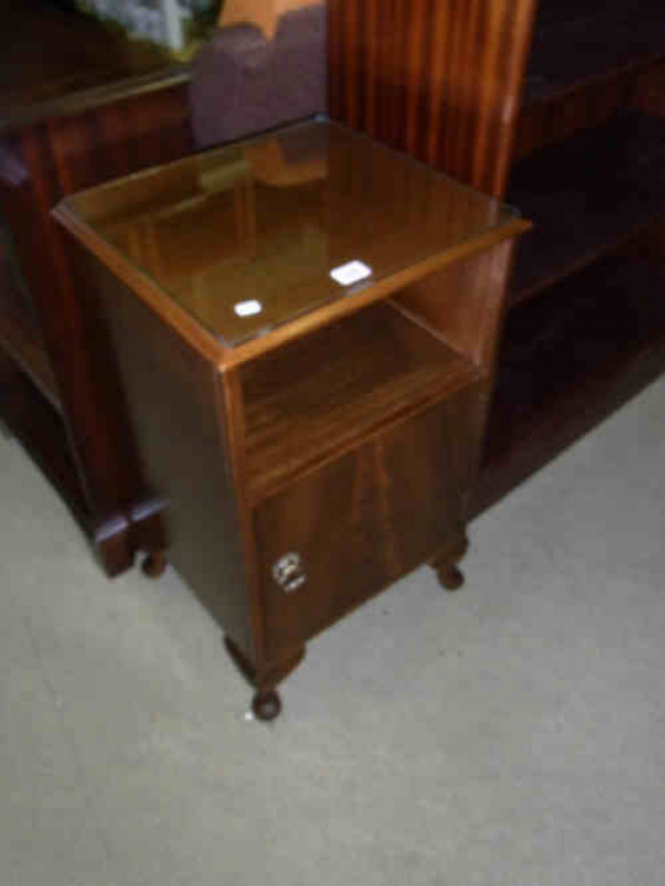 Beithcraft Mahogany Bedside Pedestal