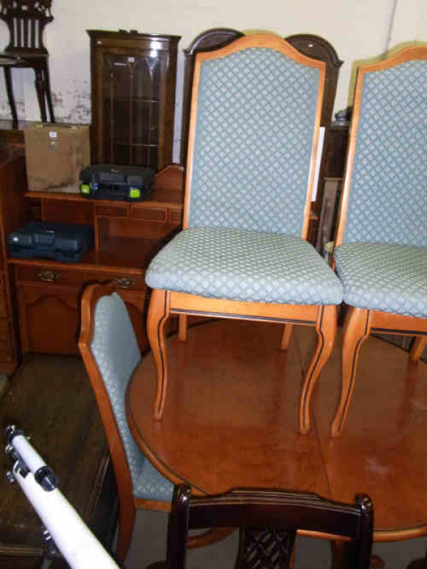 White and Newton Six-piece Mahogany Dining Suite