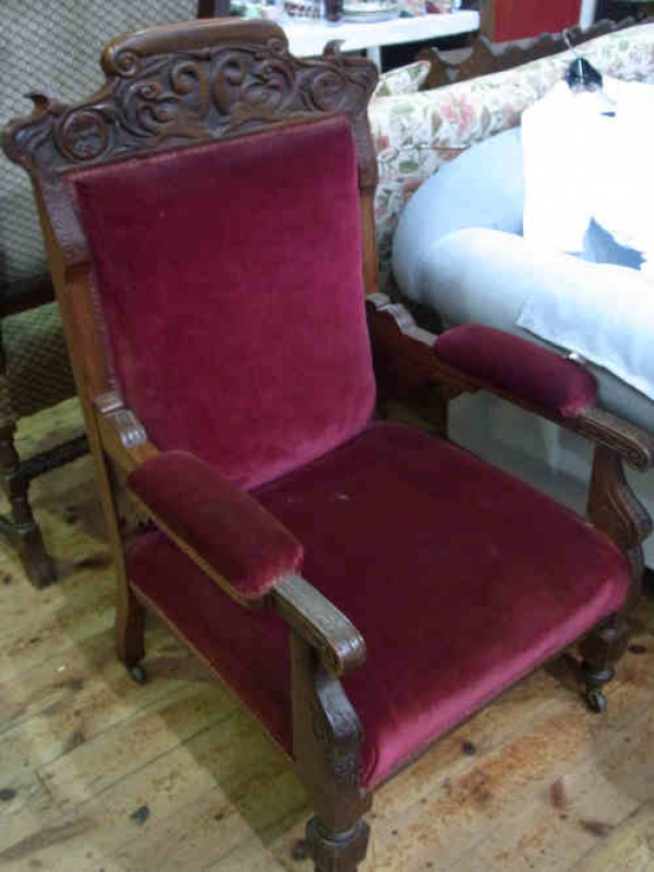 Pair Victorian Carved Walnut Drawing Room Armchairs