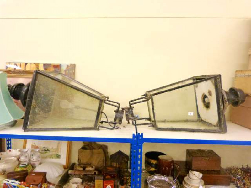 Pair black painted street lamp tops