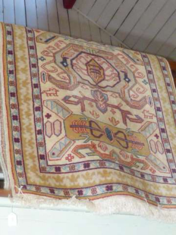 Ivory ground Iranian wool runner 3.10 x 0.90