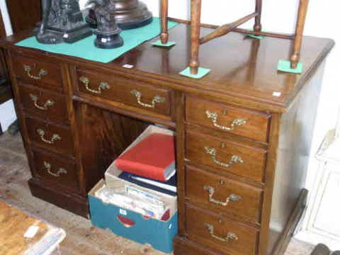 Late Victorian Walnut Nine Drawer Pedestal Desk impressed Maple & Co Ltd