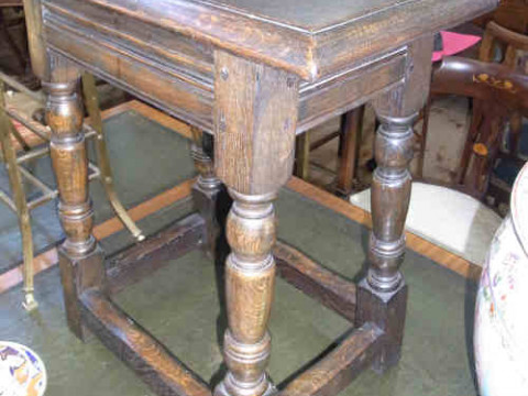 Jointed Oak Turned Leg Stool