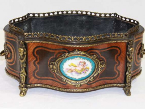 A LOUIS XV STYLE GILT-METAL MOUNTED AND KINGWOOD JARDINIERE, of serpentine...