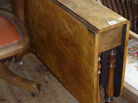 Victorian Burr Walnut Sutherland Table