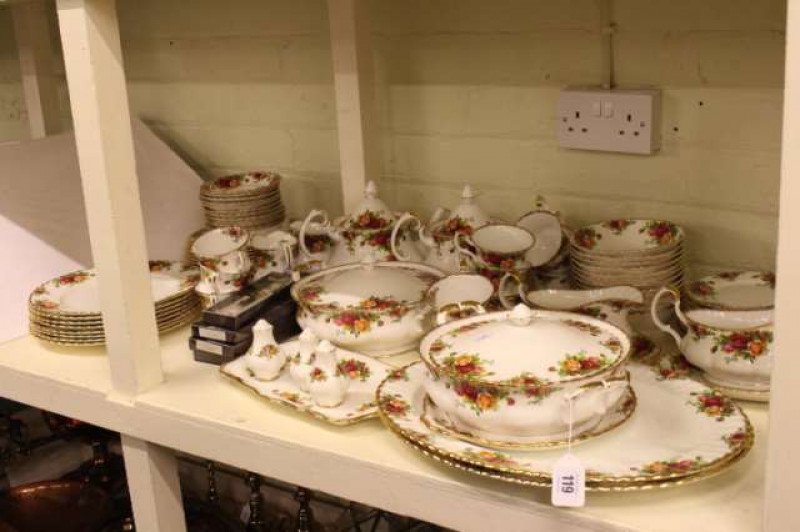 Royal Albert Old Country Roses dinner and tea ware including tureens, meat plates, teapots, gravy boats, etc