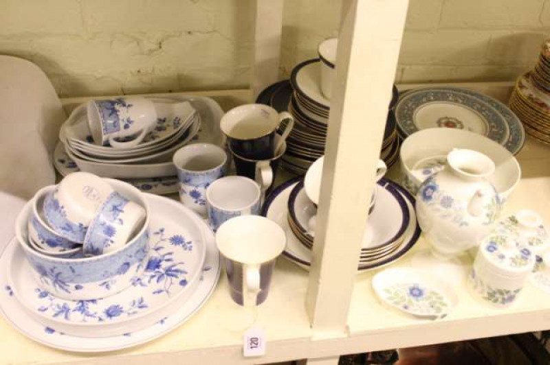 Wedgwood 'Midnight' and 'Home' dinner and tea wares and Wedgwood 'Clementine' ornaments, etc