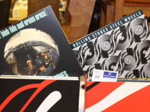 Collection of over twenty five Rolling Stone albums (as new)