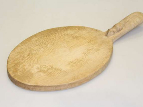 Robert Thompson 'Mouseman' cheeseboard