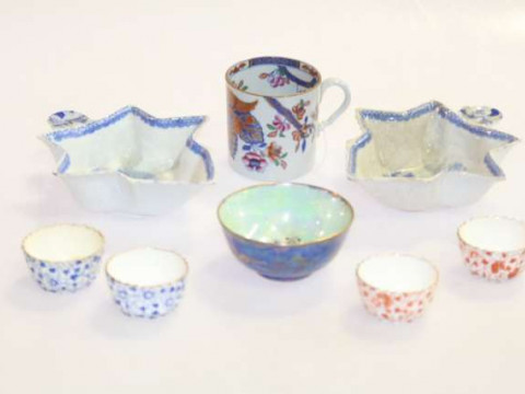 Pair blue and white pickle leaves, Spode mug and four tiny bowls and a...
