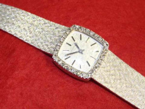 Longines white gold and diamond lady's wristwatch