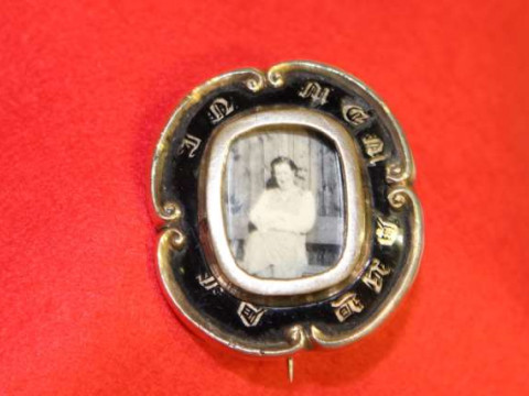 19th Century mourning brooch