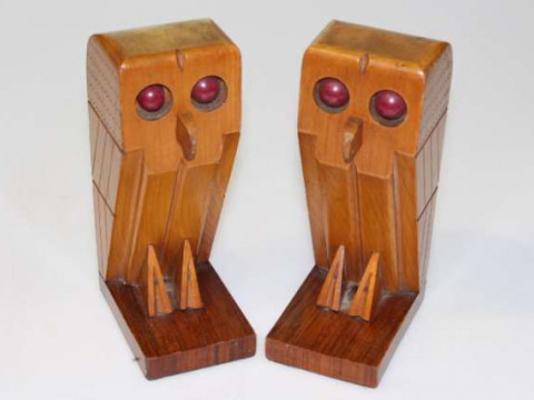 Pair of owl-form bookends