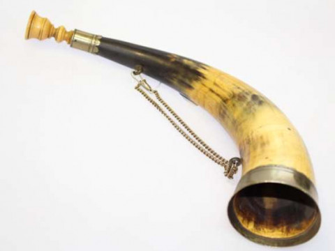19th Century hunting horn