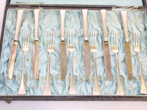 Set of six Continental 800 grade silver dessert knives and forks