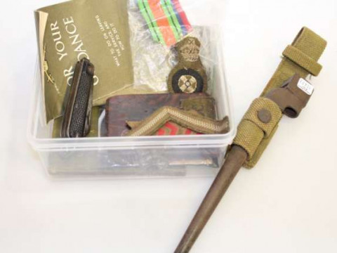 Small collection of militaria