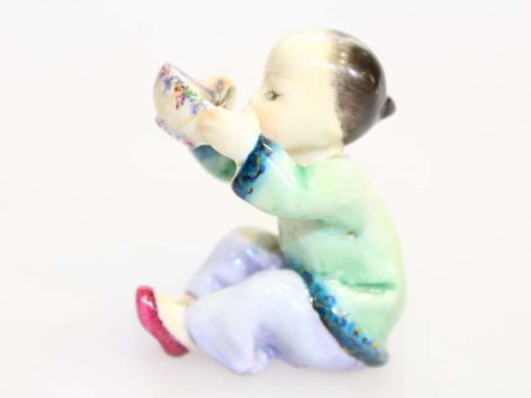 Royal Worcester figure by Doughty, No. 3073
