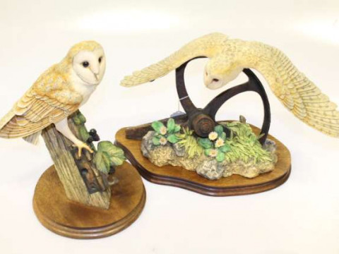 Two large Border Fine Arts owl groups