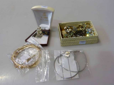 Collection of costume jewellery