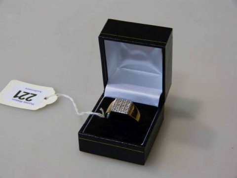 9 carat gold and diamond plaque ring