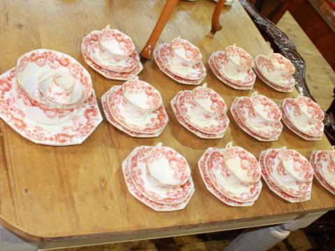 Late Victorian thirty nine piece iron red decorated tea set