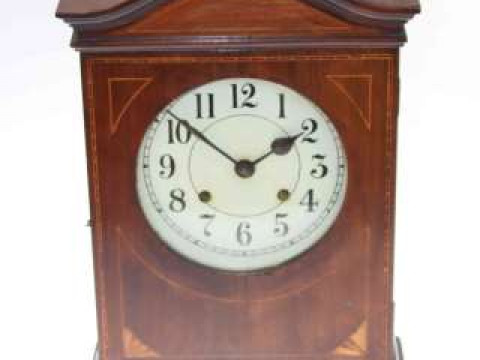 Edwardian inlaid mahogany mantel clock