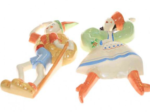 Crown Devon Hiker wall plaque by K. Parsons, and dancing girl plaque (2)