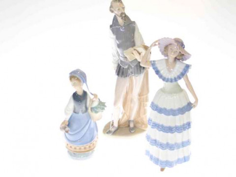 Lladro and two Nao figures (3)