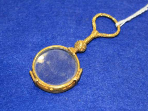 Victorian yellow metal magnifying glass