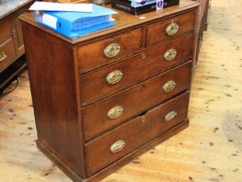 Georgian oak chest of two short above three long drawers