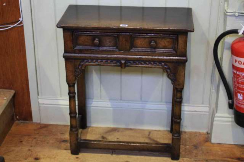 Period style carved oak single drawer hall table