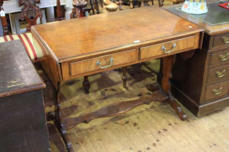 Mahogany two drawer sofa table raised on shaped supports