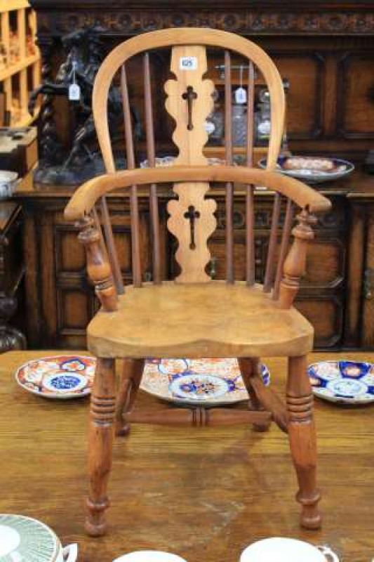 Child's yew pierced splat back Windsor elbow chair